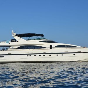 accama-delta-azimut-motor-yacht-french-riviera9