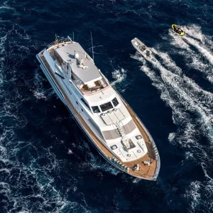 antisan-motor-yacht-charter-french-riviera18