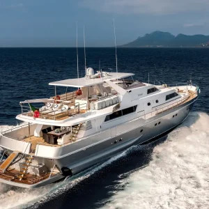 antisan-motor-yacht-charter-french-riviera2
