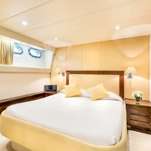 antisan-motor-yacht-charter-french-riviera6