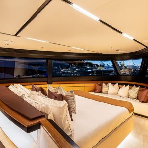 bad_mutha_88ft_wally_yachts_motor_yacht_for_charter_bgyb_016.jpg