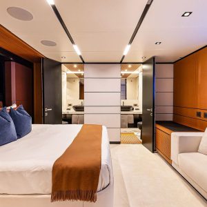 bad_mutha_88ft_wally_yachts_motor_yacht_for_charter_bgyb_018.jpg