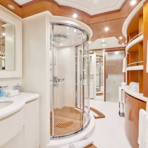 bunker-crn-yacht-charter-ibiza10