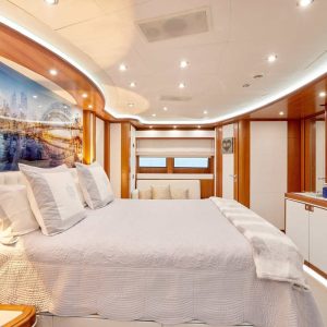 bunker-crn-yacht-charter-ibiza6