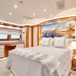 bunker-crn-yacht-charter-ibiza7