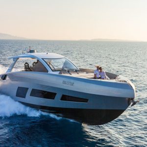 canados-gladiator-631-next-yacht-charter-mallorca-mch-yachts1
