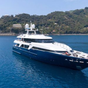 deep-blue-II-oceanco-motor-yacht-charter-french-riviera2