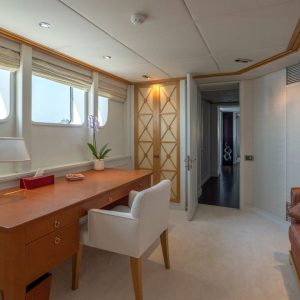 deep-blue-II-oceanco-motor-yacht-charter-french-riviera28