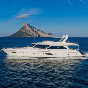 enjoy-yacht-charter-raphael-italy16