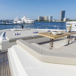 fifi-ferretti-motor-yacht-charter-caribbean-bahamas18