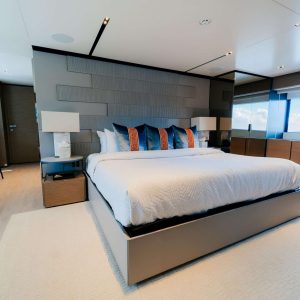 fifi-ferretti-motor-yacht-charter-caribbean-bahamas7