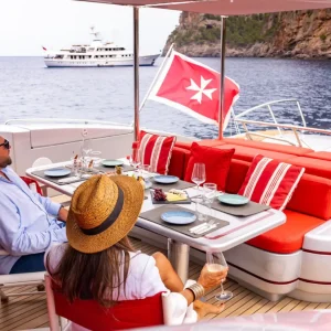 la-digue-mangusta-92-motor-yacht-charter-french-riviera27