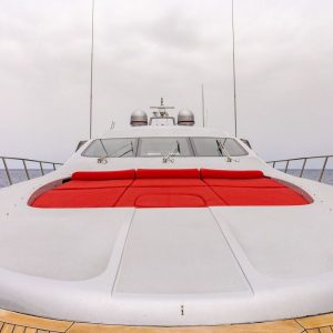 la-digue-mangusta-92-motor-yacht-charter-french-riviera7