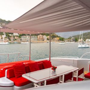 la-digue-mangusta-92-motor-yacht-charter-french-riviera9