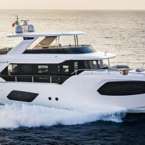 legend-II-motor-yacht-charter-french-riviera30.jpeg