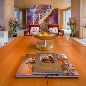 luisa-heesee-motor-yacht-charter-french-riviera5067