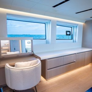 luxury-charter-yacht-m7-french-riviera14