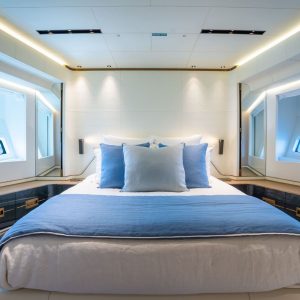 luxury-charter-yacht-m7-french-riviera16