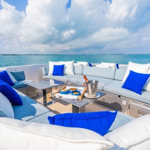 luxury-charter-yacht-m7-french-riviera40