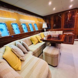 mangusta-72-yacht-helios-yacht-charter-french-riviera18