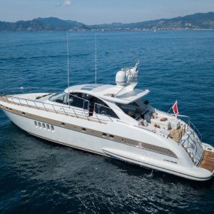 mangusta-80-yacht-mr-m-charter-french-riviera2