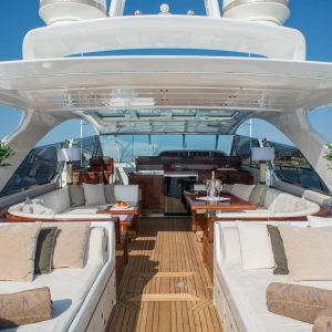 mangusta-80-yacht-mr-m-charter-french-riviera8