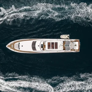 millesim-couacj-motor-yacht-charter-french-riviera2