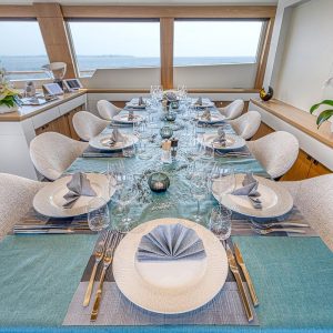 millesim-couacj-motor-yacht-charter-french-riviera23