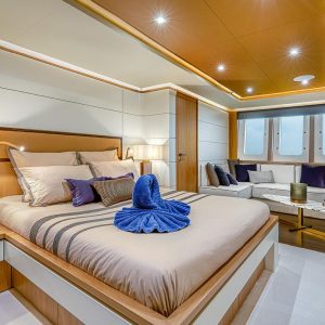 millesim-couacj-motor-yacht-charter-french-riviera25