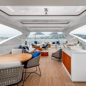 millesim-couacj-motor-yacht-charter-french-riviera29