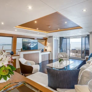 millesim-couacj-motor-yacht-charter-french-riviera7