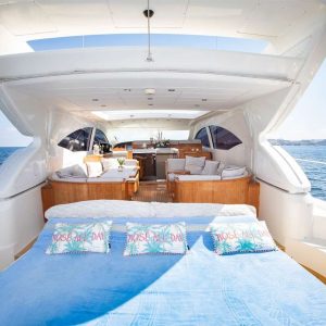 motor-yacht-charter-mangusta-72-thats-amore-mallorca5