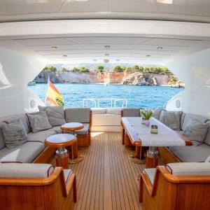 motor-yacht-charter-mangusta-72-thats-amore-mallorca7