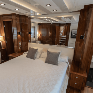 palumba-sunseeker-motor-yacht-charter-french-riviera26