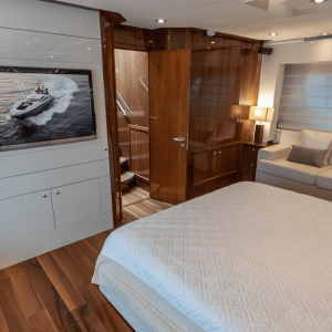 palumba-sunseeker-motor-yacht-charter-french-riviera27
