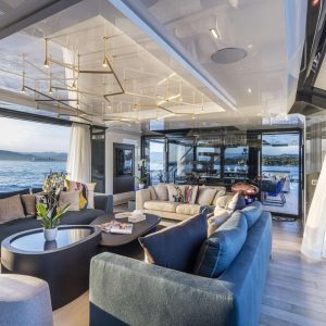 sea-coral-ii-arcadia-105-yacht-charter-french-riviera21