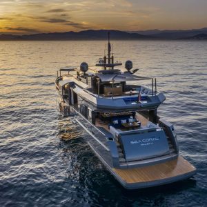 sea-coral-ii-arcadia-105-yacht-charter-french-riviera30