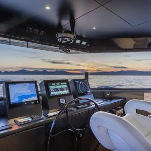 sea-coral-ii-arcadia-105-yacht-charter-french-riviera9