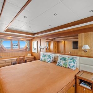 sedna-selene72-forcharter4
