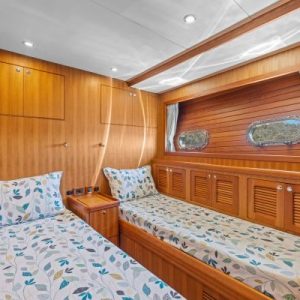 sedna-selene72-forcharter7