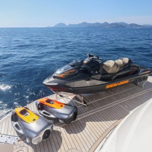 skyra-integrity-motor-yacht-charter-french-riviera38
