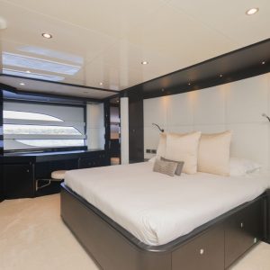 skyra-integrity-motor-yacht-charter-french-riviera6