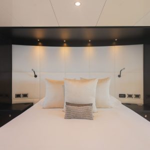 skyra-integrity-motor-yacht-charter-french-riviera7