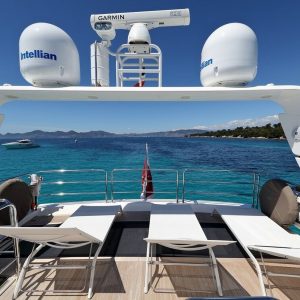 summer-breeze-pearl-75-yacht-charter-french-riviera6