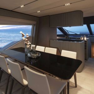 yhob3-ferrettiyachts720newmaindeck-0012-40859_800x500